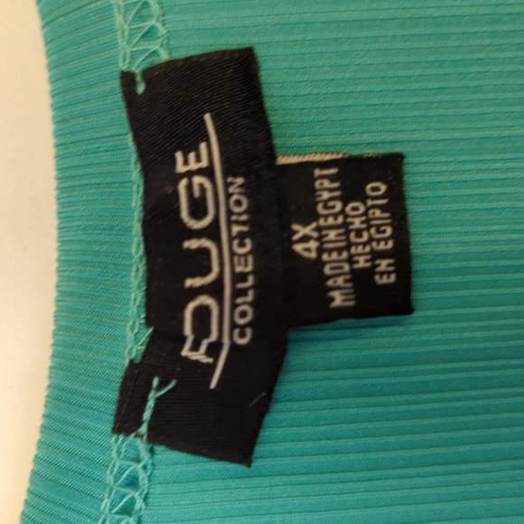 Flowy Open Robe Cover Up - Picture 9 of 10